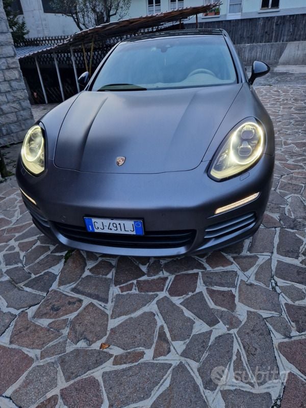 Grigio Usata 2015 Porsche Panamera Tre volumi | 33.000 € - Immagine 1/4
