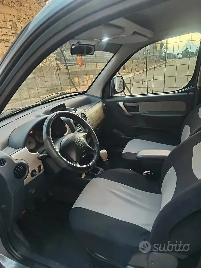 Usata Peugeot Partner 90 CV (66 kW) 2006 Monovolume
