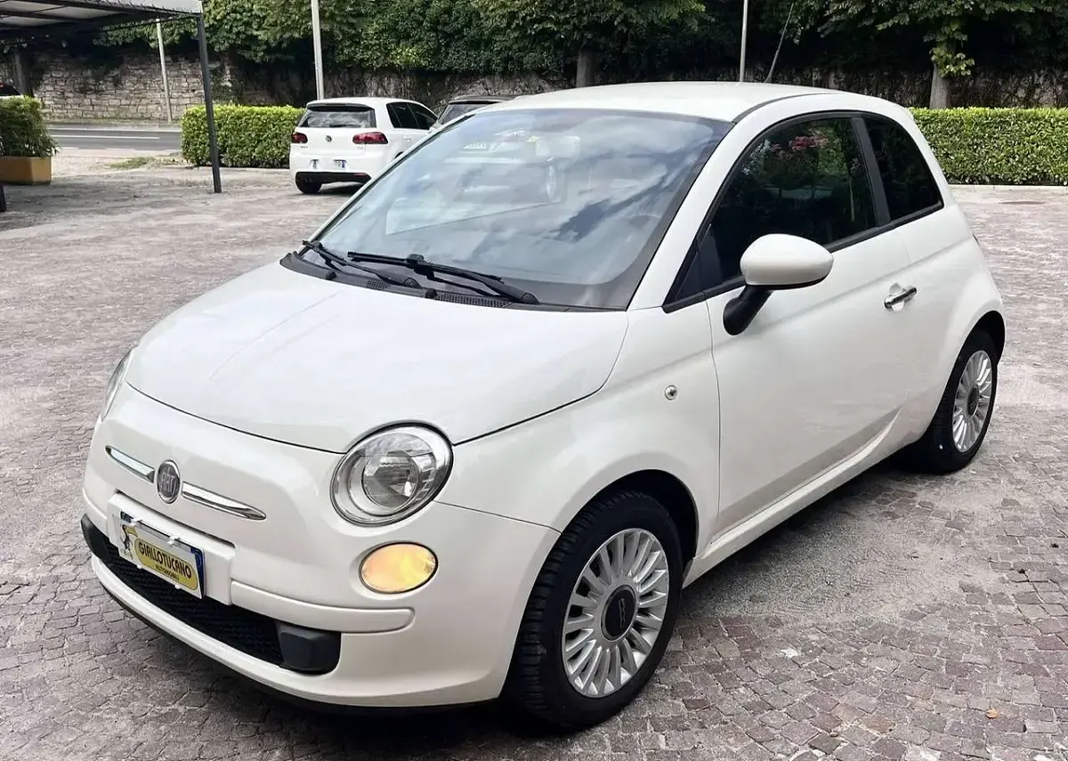 Usata Fiat 500 Sport 69 CV (50 kW) 2010 Bianco Utilitaria