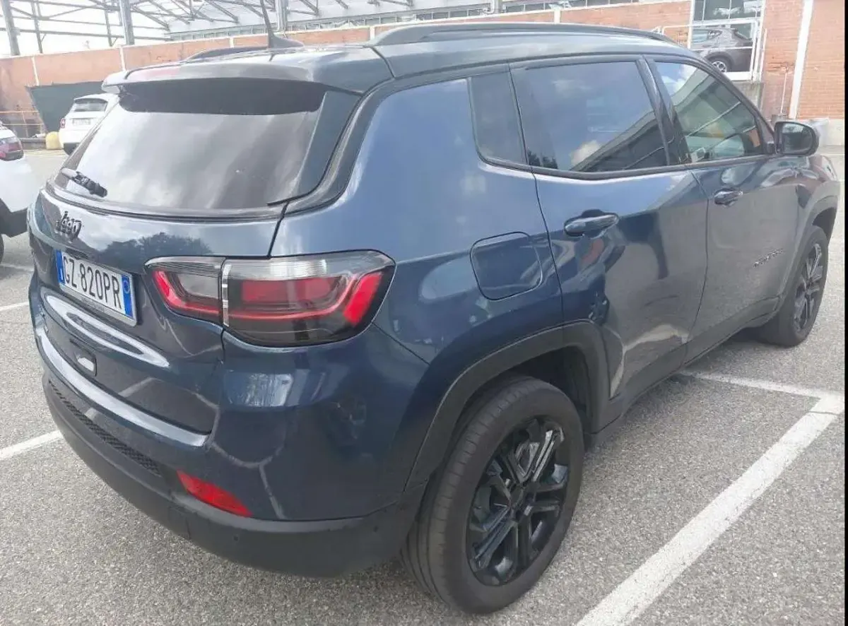 Usata Jeep Compass North 241 CV (177 kW) 2025 Blu / metallizzato SUV