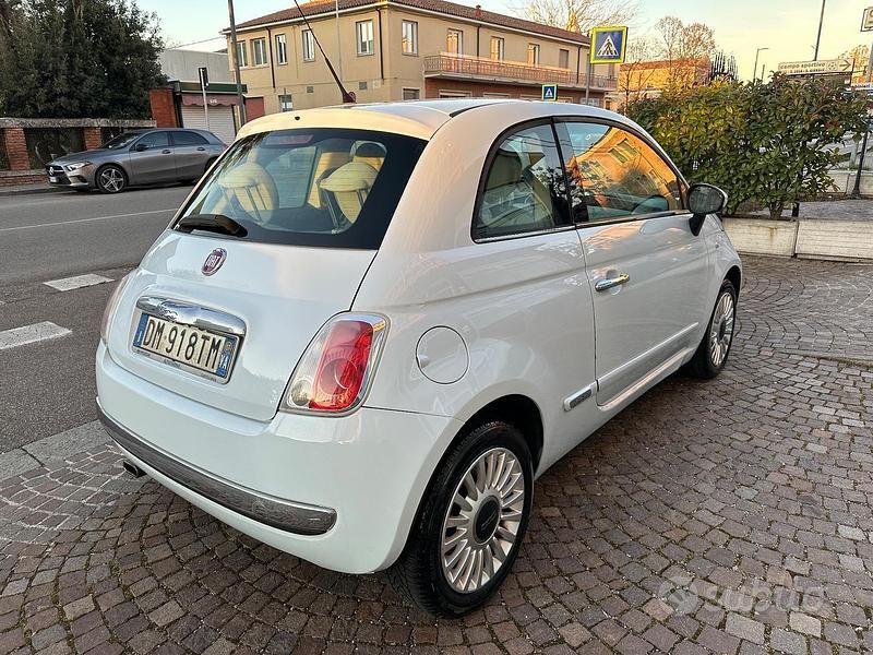 Usata Fiat 500 Lounge 69 CV (50 kW) 2007 Blu Utilitaria