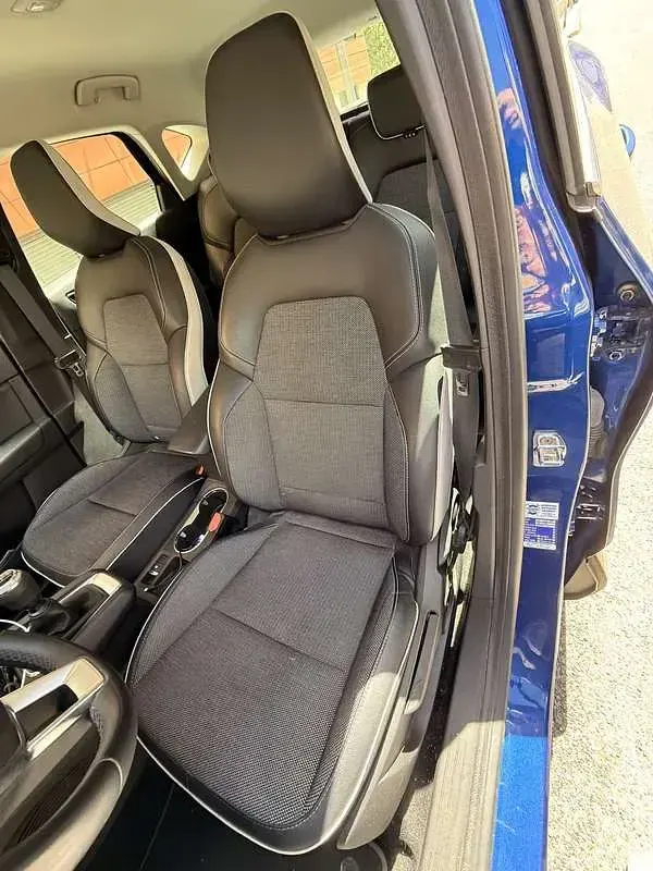 Usata Renault Captur Zen 101 CV (74 kW) 2020 Bluazzurro SUV
