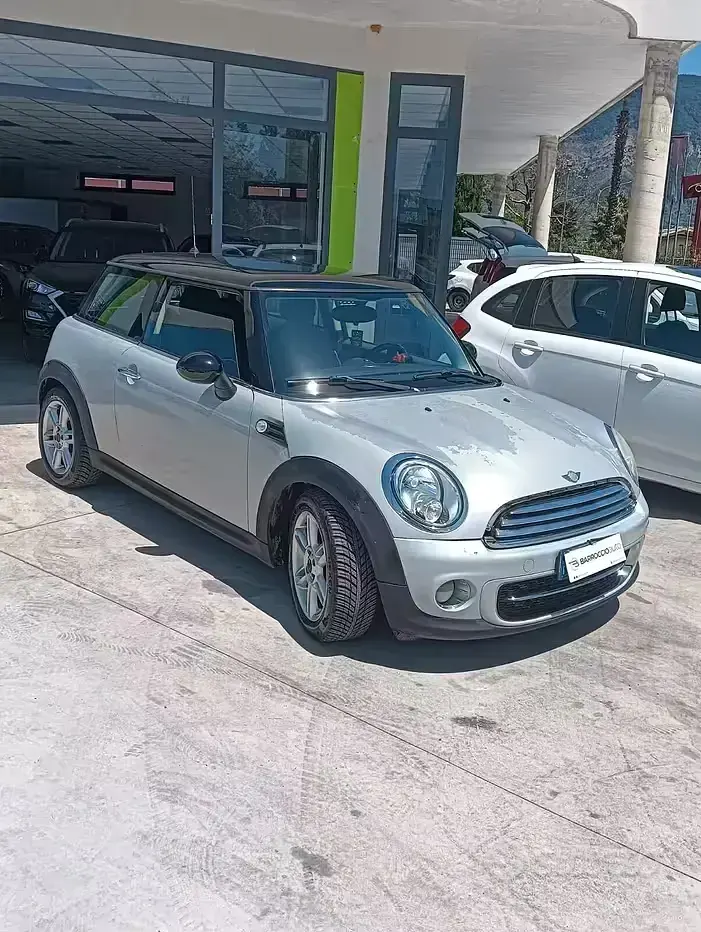 Usata Mini Cooper D 90 CV (66 kW) 2011 Utilitaria