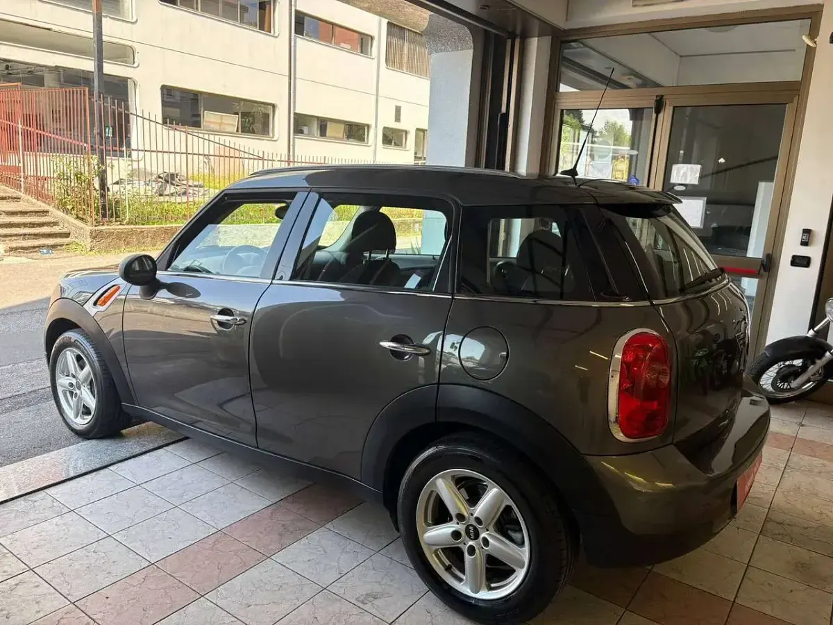 Usata Mini Countryman 98 CV (72 kW) 2011 Grigio SUV