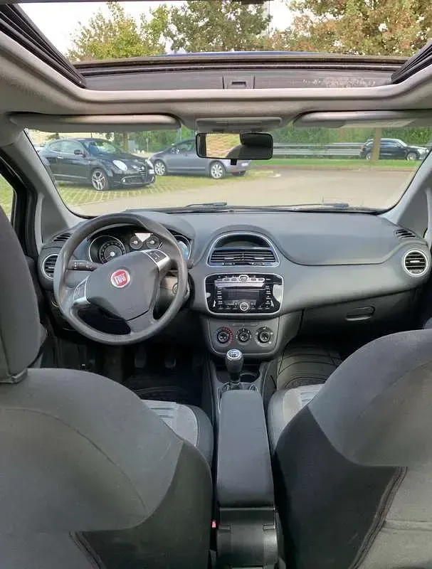 Usata Fiat Punto Evo Dynamic 75 CV (55 kW) 2009 Nero Utilitaria