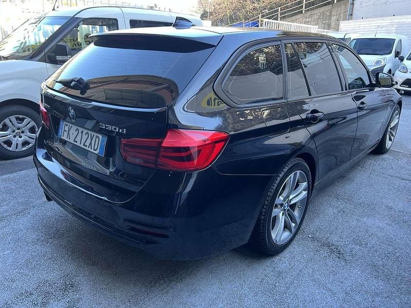 Usata BMW 330 Sport Line 258 CV (189 kW) 2017 Nero Station wagon