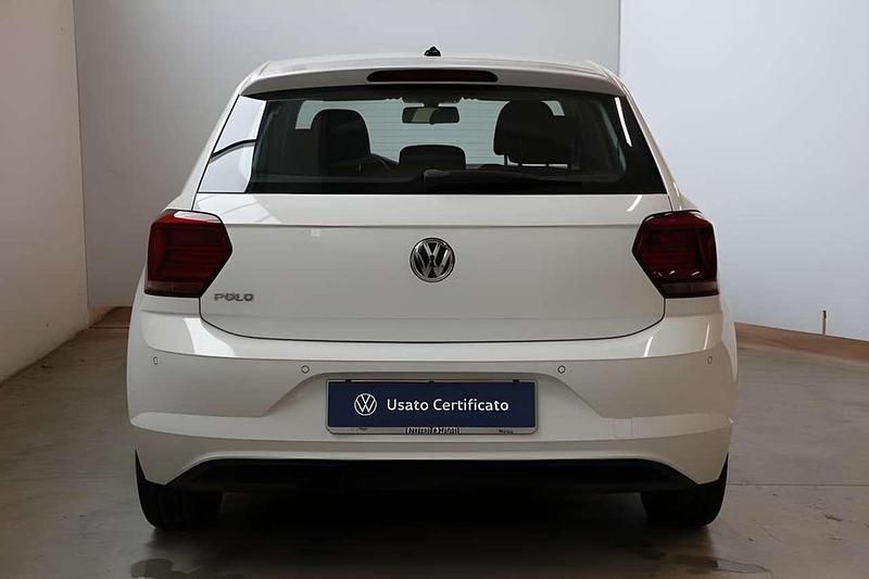 Usata VW Polo Comfortline 65 CV (47 kW) 2018 0q pure white Berlina