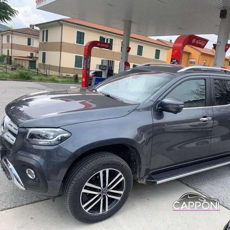 Grigio scuro Usata 2018 Mercedes X250 Pick-up | 36.000 € (Cara) - Immagine 1/4