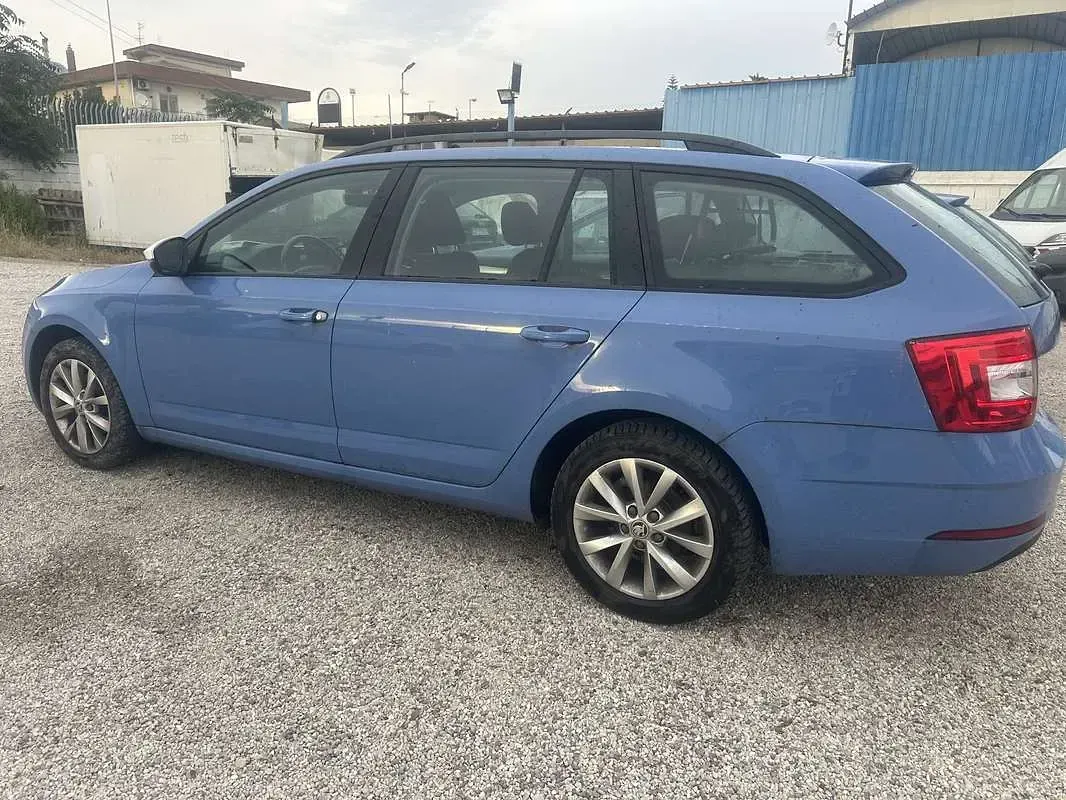 Usata Skoda Octavia Executive 150 CV (110 kW) 2020 Station wagon