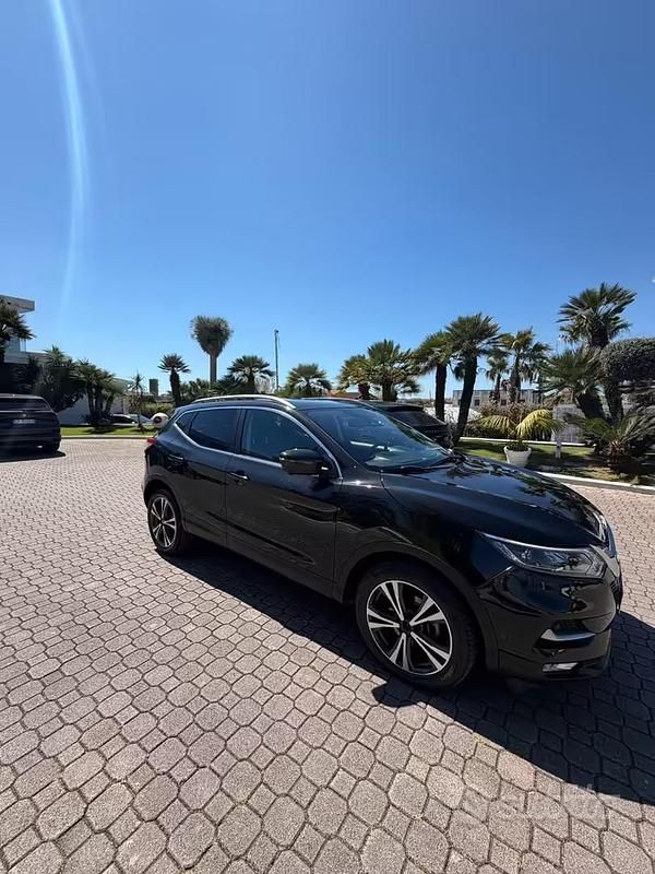 Usata Nissan Qashqai Tekna 116 CV (85 kW) 2019 Nero SUV