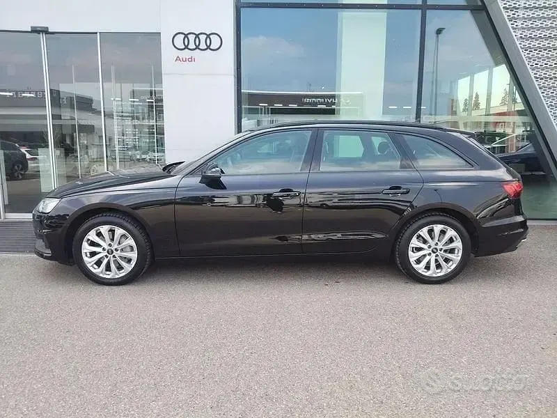 Usata Audi A4 204 CV (150 kW) 2021 Nero Station wagon