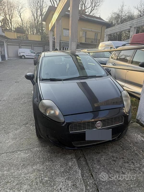 Usata Fiat Grande Punto 2009 Nero Utilitaria