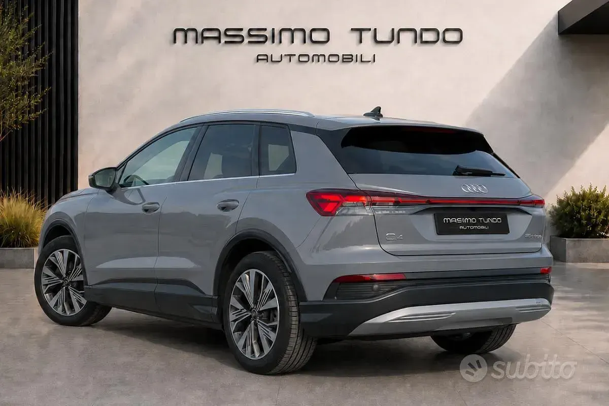 Usata Audi Q4 e-tron Advanced 125 kW (170 CV) 2022 Grigio SUV