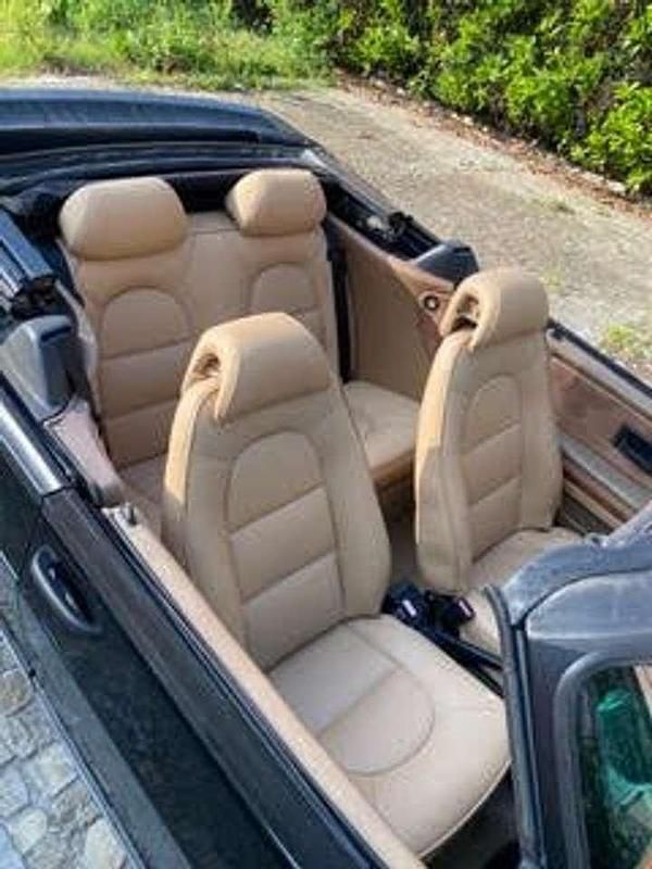 Usata Saab 900 Cabriolet 141 CV (103 kW) 1992 Nero Cabrio