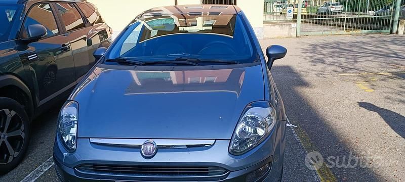 Usata Fiat Punto Evo Dynamic 65 CV (47 kW) 2009 Grigio Utilitaria