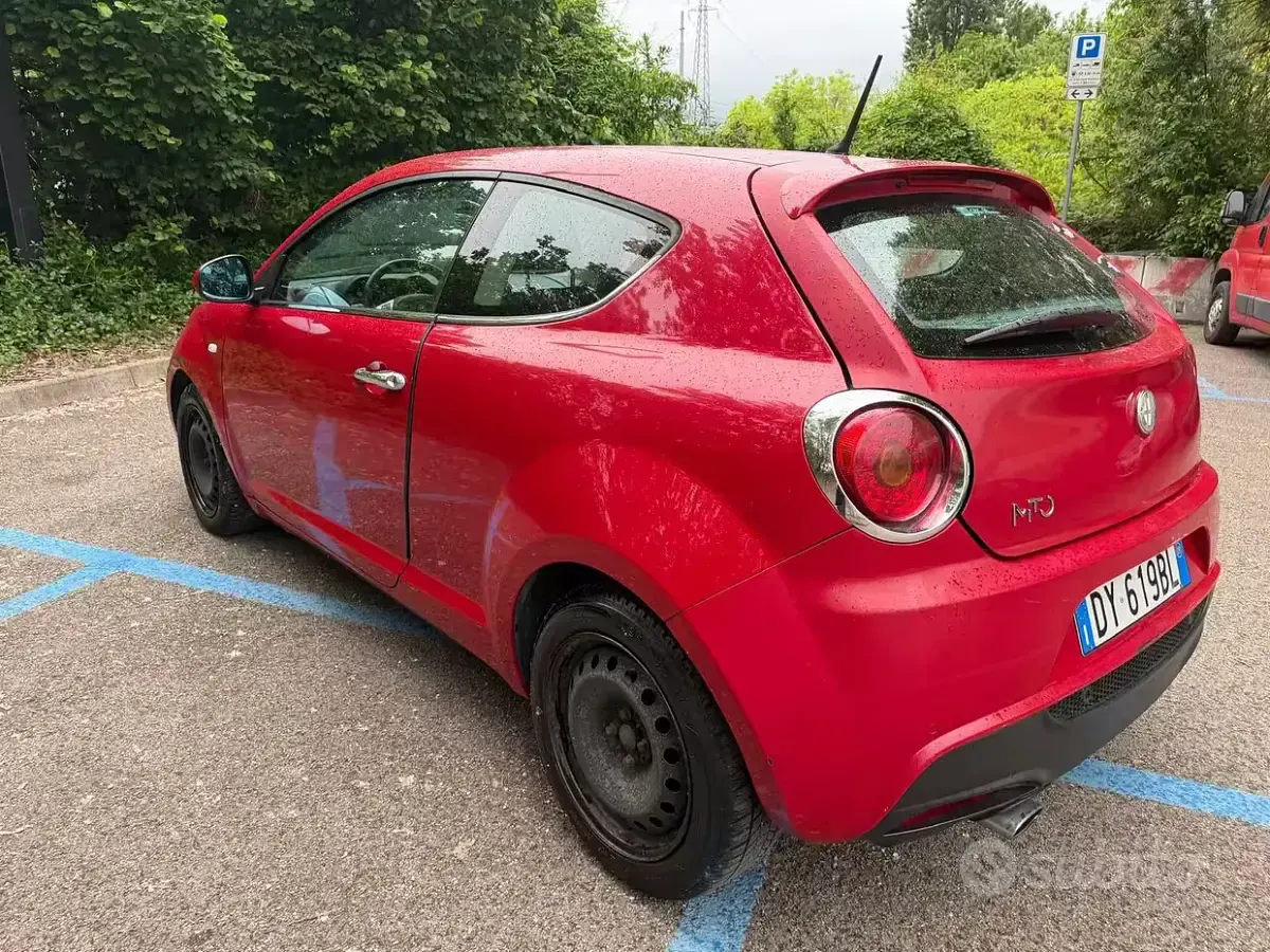Usata Alfa Romeo MiTo 120 CV (88 kW) 2009 Rosso Utilitaria