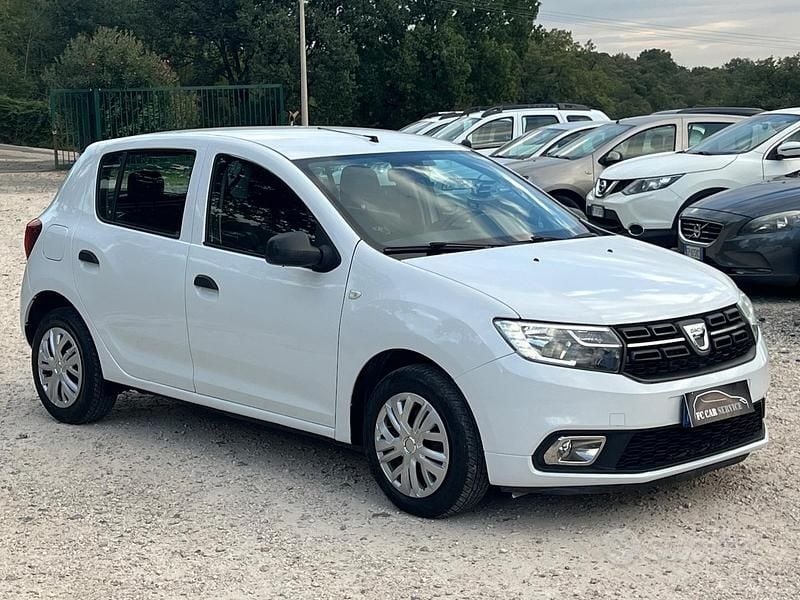 Usata Dacia Sandero 90 CV (66 kW) 2017 Bianco Utilitaria