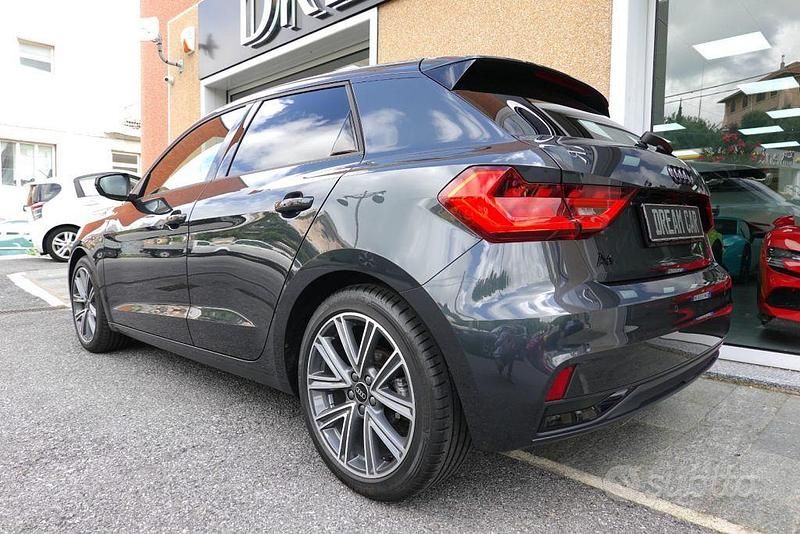 Usata Audi A1 S-Line 150 CV (110 kW) 2022 Grigio SUV