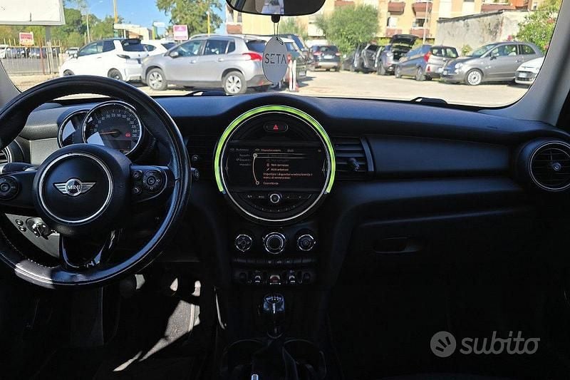 Usata Mini ONE 102 CV (75 kW) 2014 Giallo Utilitaria