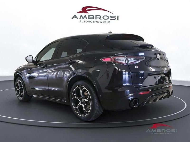 Nuova Alfa Romeo Stelvio Sprint 211 CV (155 kW) 2026 Nero SUV