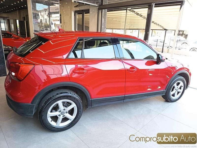 Usata Audi Q2 S-Line 116 CV (85 kW) 2018 Rosso SUV