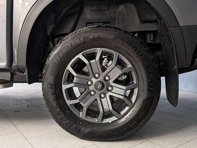 Ny Ford Ranger Wildtrack 205 HK (150 kW) 2025 Grå Pickup / Ladvogn