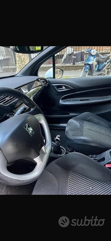 Usata Citroën DS3 2011 Bianco Utilitaria