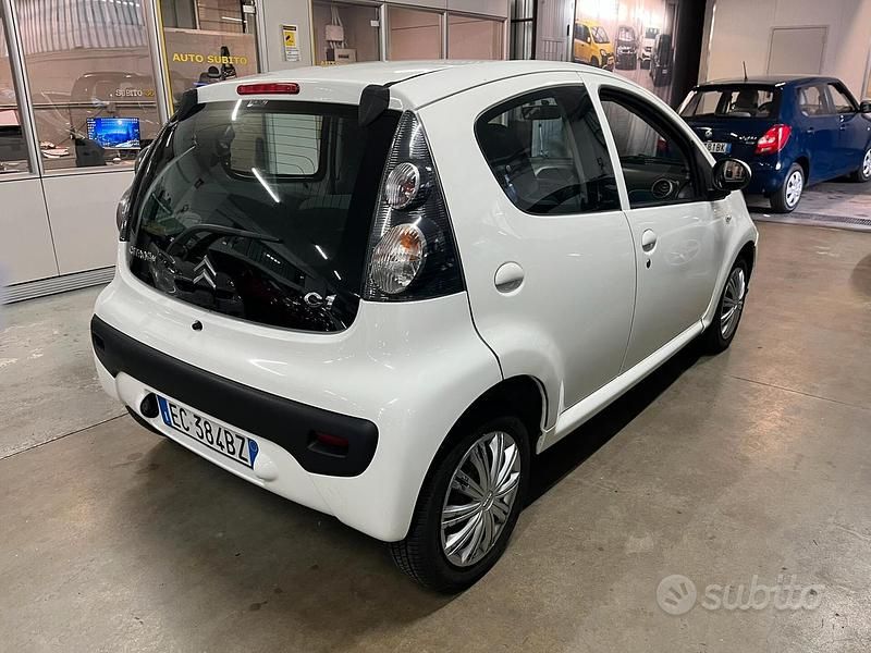 Usata Citroën C1 68 CV (50 kW) 2010 Bianco Utilitaria