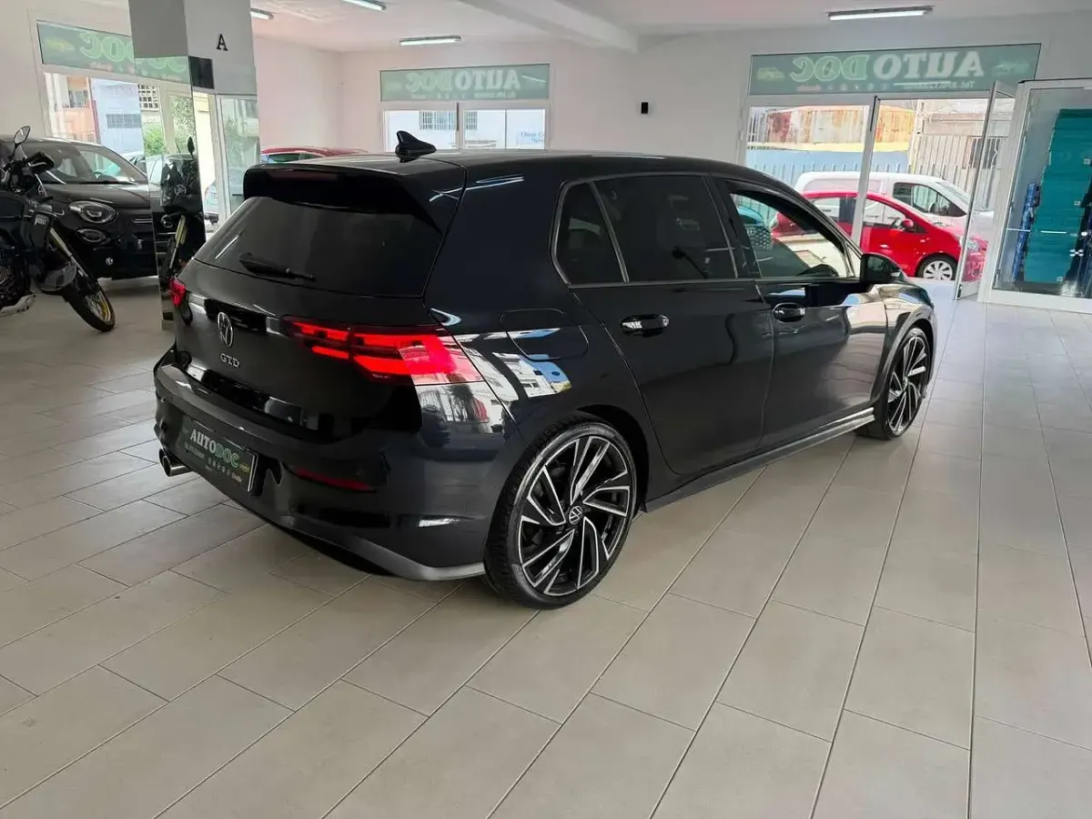 Usata VW Golf VIII GTD 200 CV (147 kW) 2021 Nero Berlina