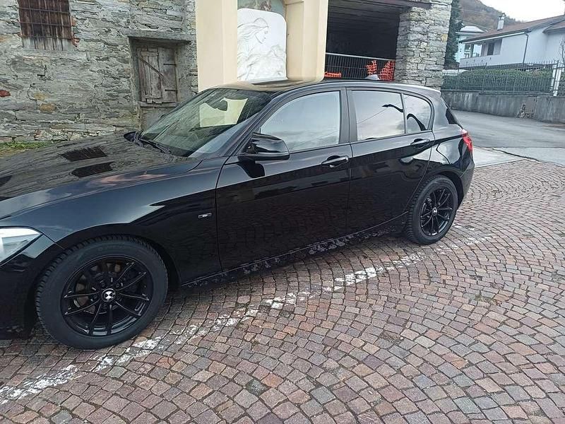 Nero Usata 2012 BMW 116 Due volumi | 8500 € (Buon prezzo) - Immagine 1/4