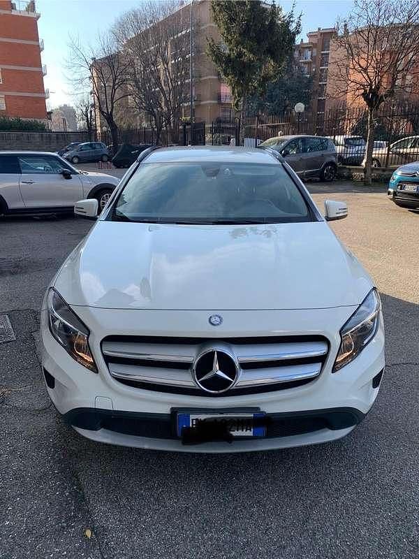 Usata Mercedes GLA180 Premium 109 CV (80 kW) 2018 SUV
