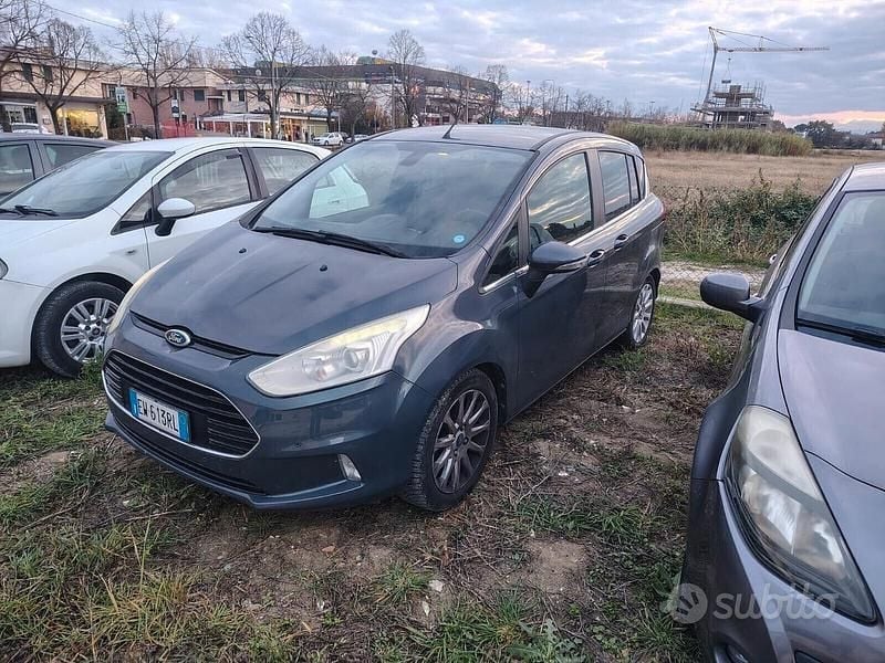 Usata Ford B-MAX Business Edition 75 CV (55 kW) 2014 Grigio Monovolume