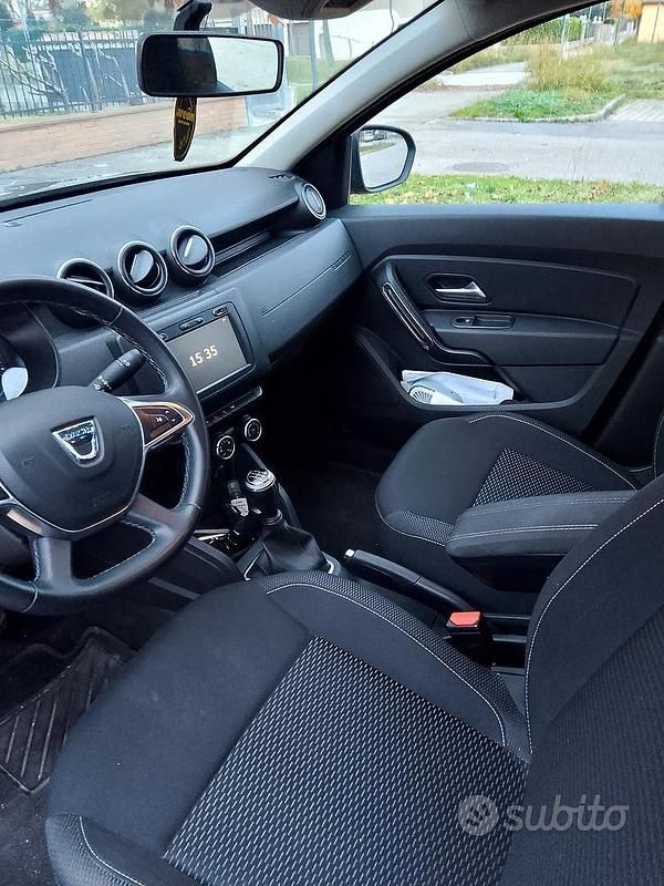 Usata Dacia Duster 114 CV (83 kW) 2019 Marrone Berlina