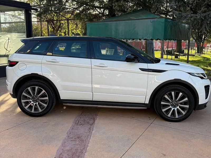 Usata Land Rover Range Rover evoque HSE Dynamic 150 CV (110 kW) 2018 Bianco Station wagon