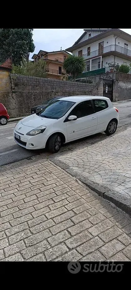 Usata Renault Clio 75 CV (55 kW) 2010 Bianco Utilitaria