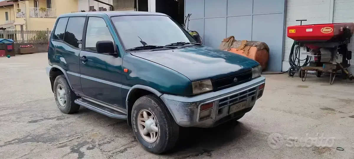 Usata Nissan Terrano 101 CV (74 kW) 1995 Verde SUV