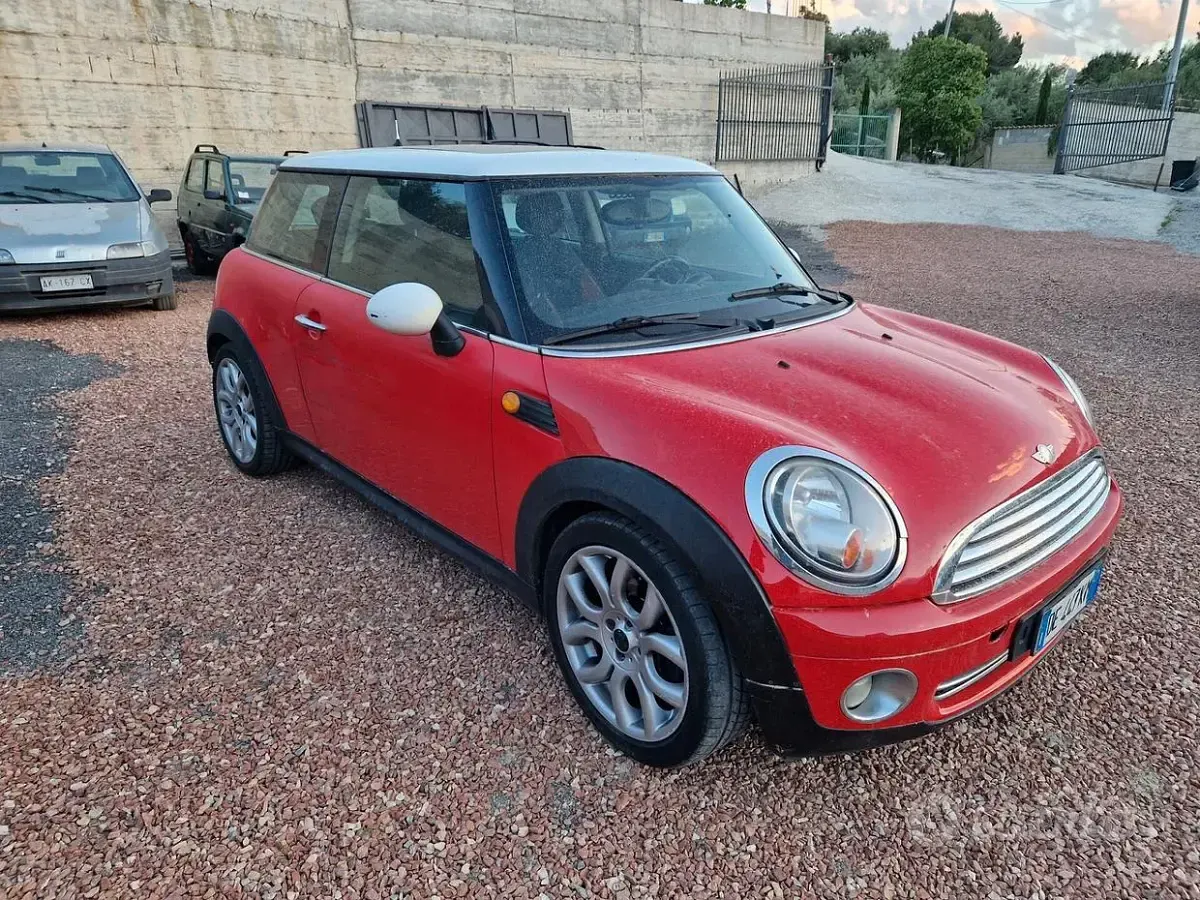 Usata Mini Cooper S 120 CV (88 kW) 2007 Rosso Utilitaria