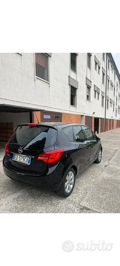 Usata Opel Meriva 101 CV (74 kW) 2010 Nero Monovolume