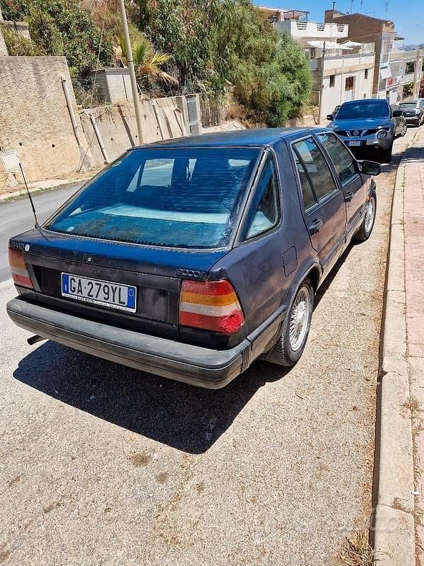 Usata Saab 9000 1989 Blu Berlina