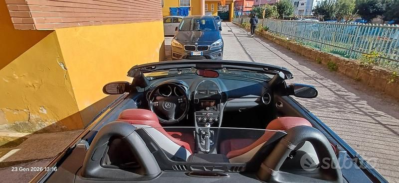 Usata Mercedes SLK200 Chrome 163 CV (119 kW) 2007 Nero Cabrio