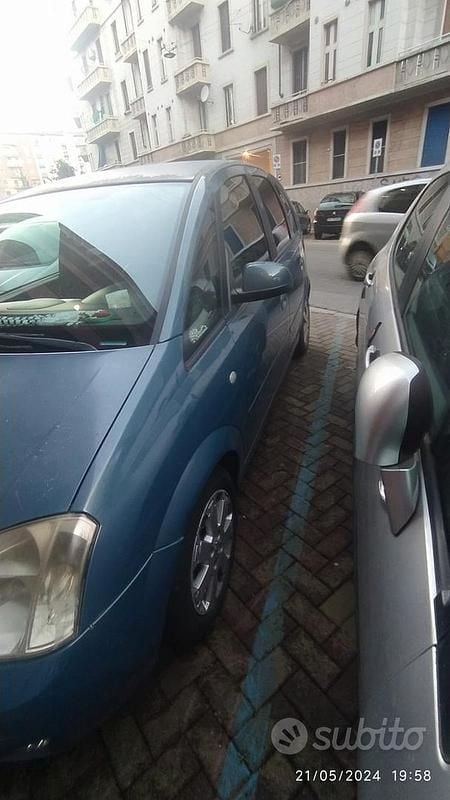Usata Opel Meriva 90 CV (66 kW) 2006 Blu Monovolume