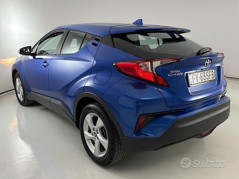 Usata Toyota C-HR Business Edition 98 CV (72 kW) 2019 Blu SUV