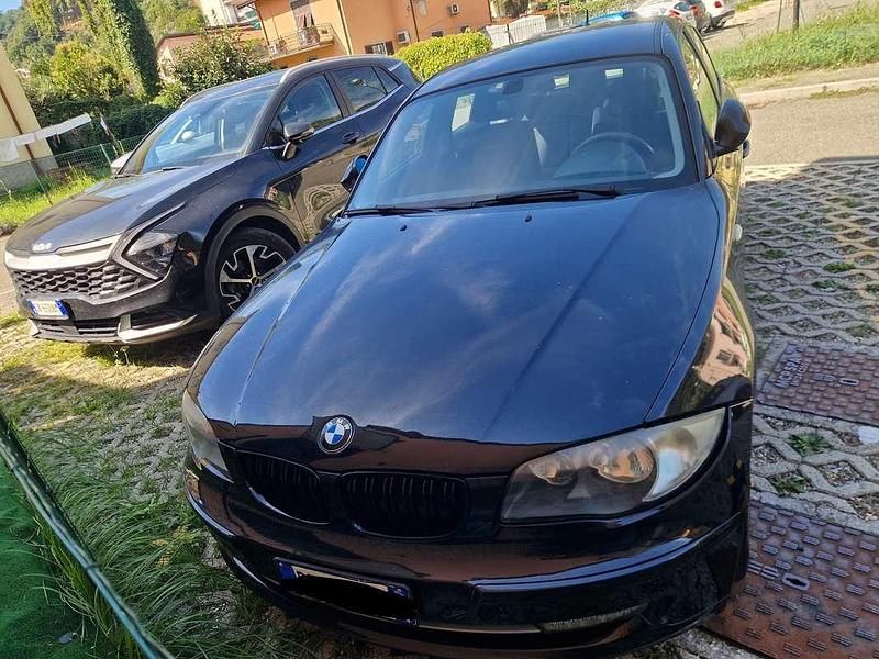 Usata BMW 118 143 CV (105 kW) 2008 Utilitaria