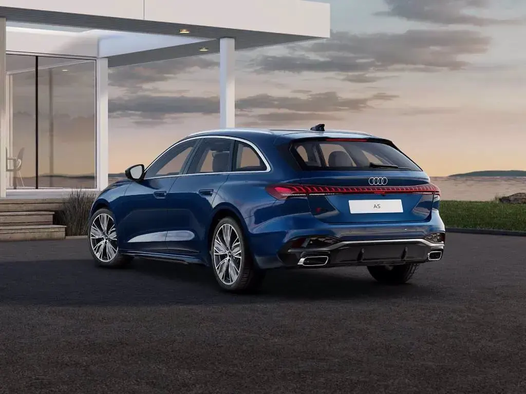 Usata Audi A5 S-Line 204 CV (150 kW) 2025 Blu ascari metallizzato Station wagon