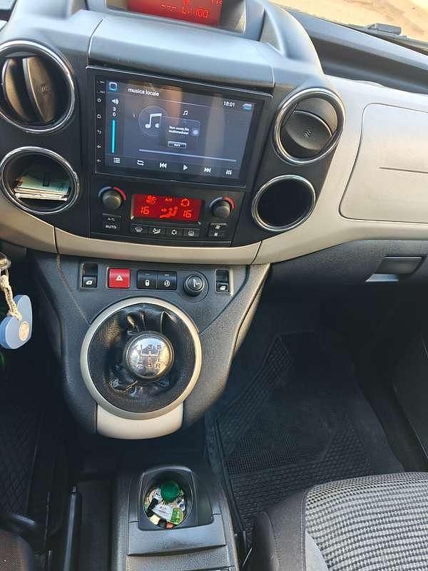 Usata Peugeot TePee Access 92 CV (67 kW) 2012 Beige Station wagon