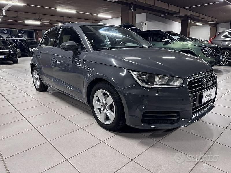 Usata Audi A1 Sportback 90 CV (66 kW) 2015 Grigio Utilitaria