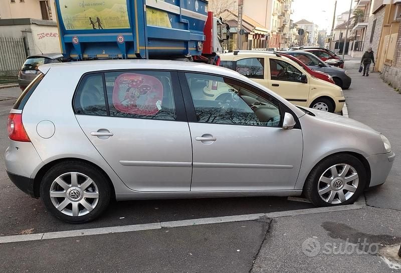 Usata VW Golf IV Comfortline 116 CV (85 kW) 2004 Grigio Berlina
