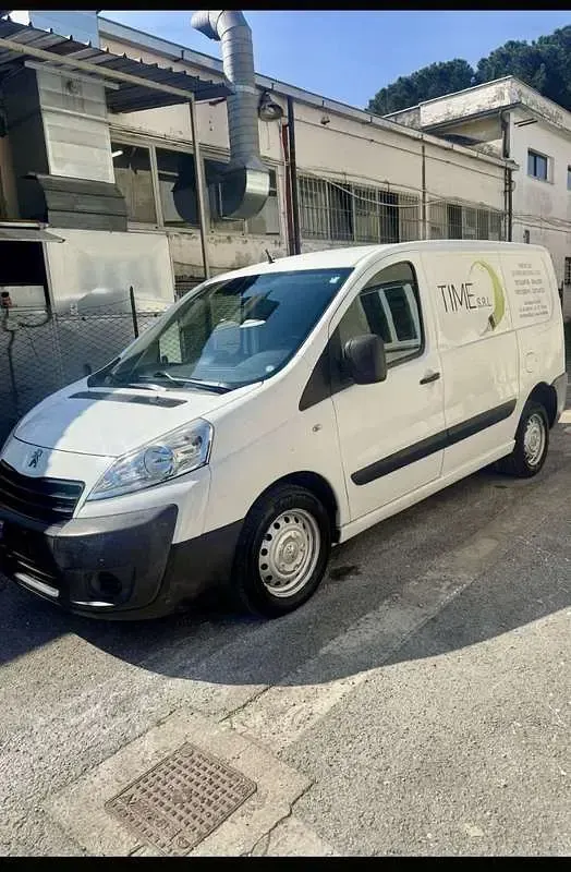 Usata Peugeot Expert 90 CV (66 kW) 2016 Furgone