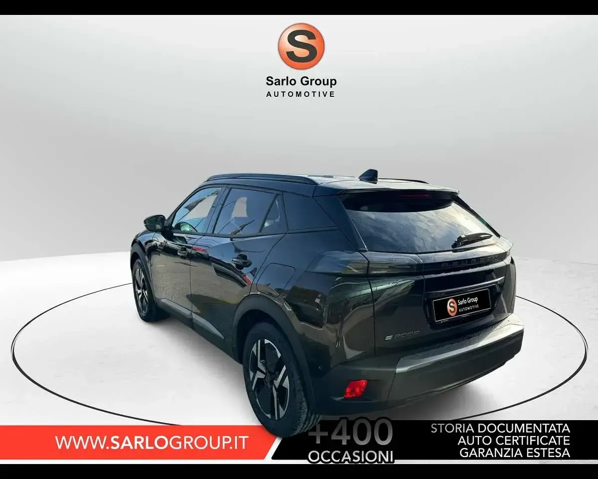 Nuova Peugeot e-2008 Allure 114 kW (156 CV) 2025 Nero SUV