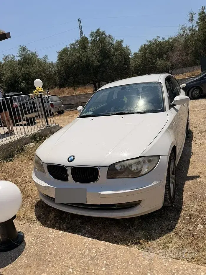 Usata BMW 120 177 CV (130 kW) 2008 Bianco Utilitaria